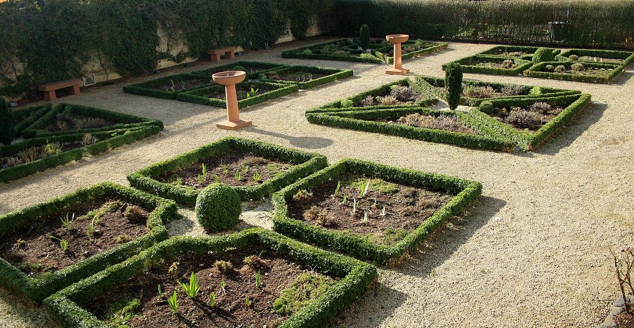 Renaissancegarten Schloss Philippsburg Braubach