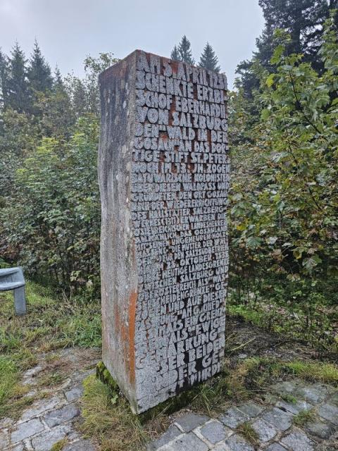 Gedenkstein Pass Gschütt